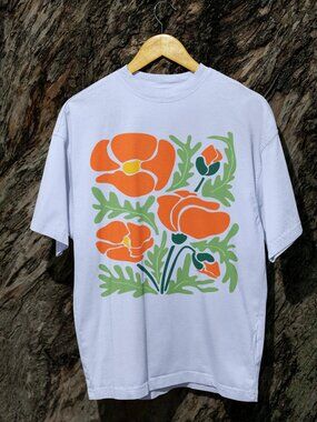 Boho Flower T-Shirt 🌼 | Vintage Wildflower Graphic Tee
